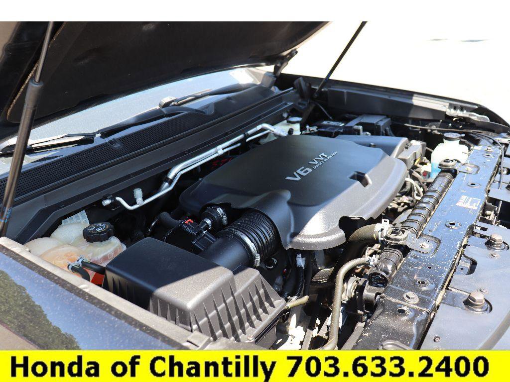 Used 2017 Chevrolet Colorado LT image 34