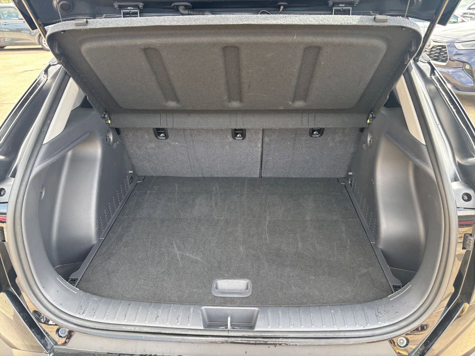 Used 2025 Hyundai Kona SEL image 32