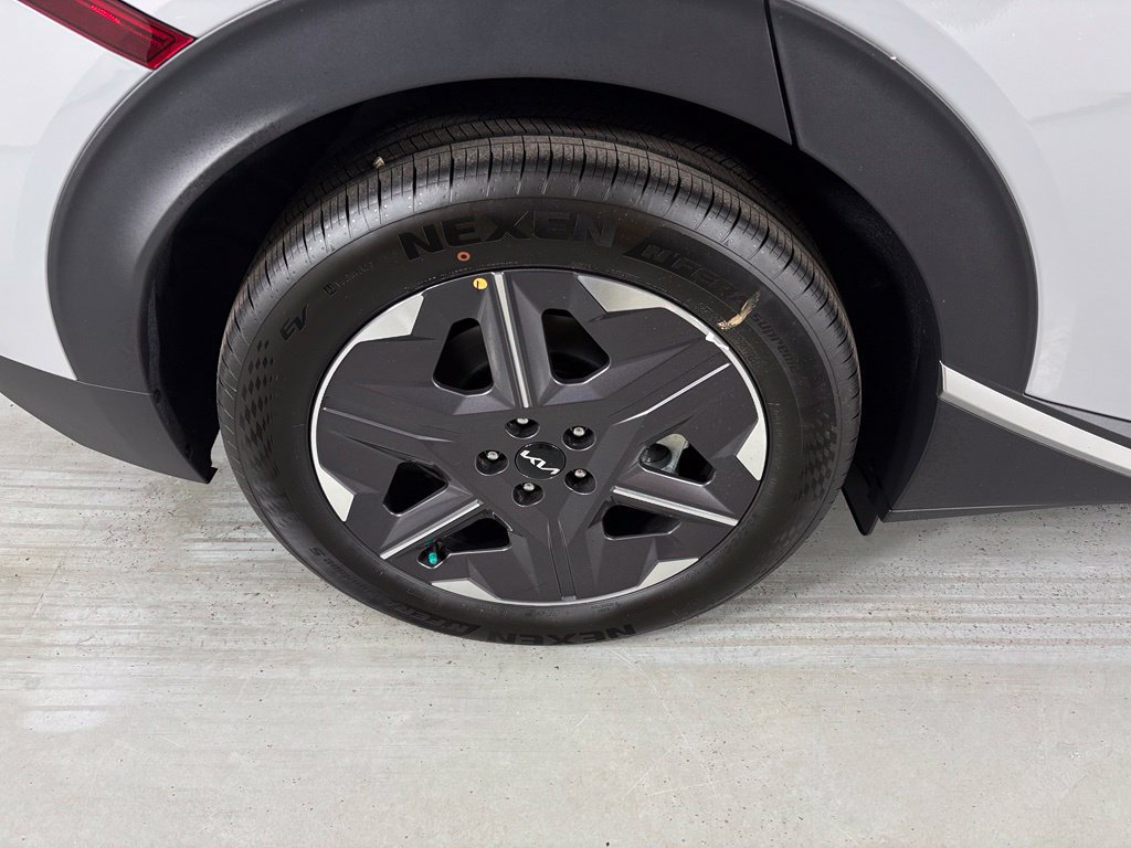 New 2026 Kia EV6 Light RWD image 11