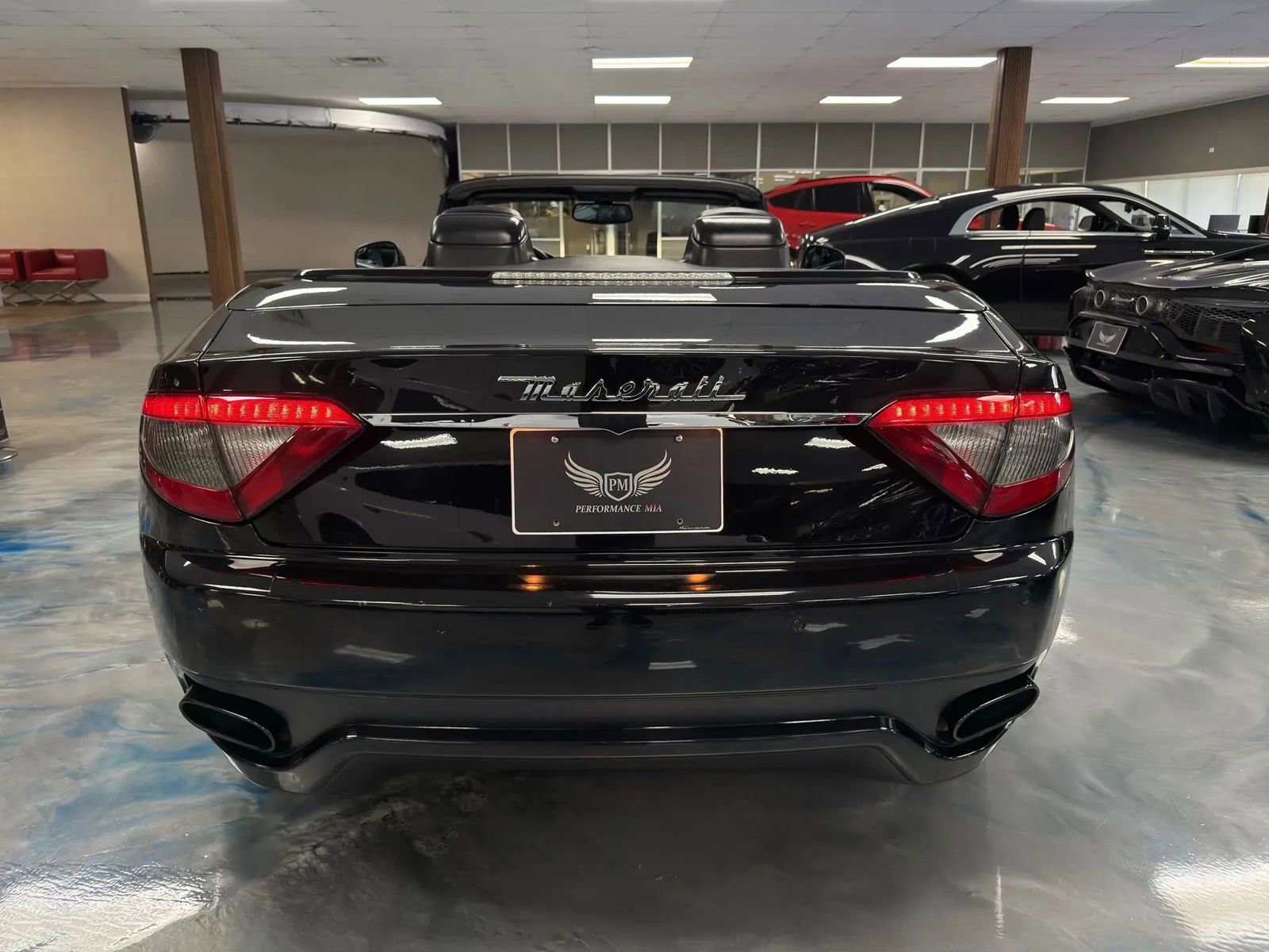 Used 2015 Maserati GranTurismo Sport RWD image 14