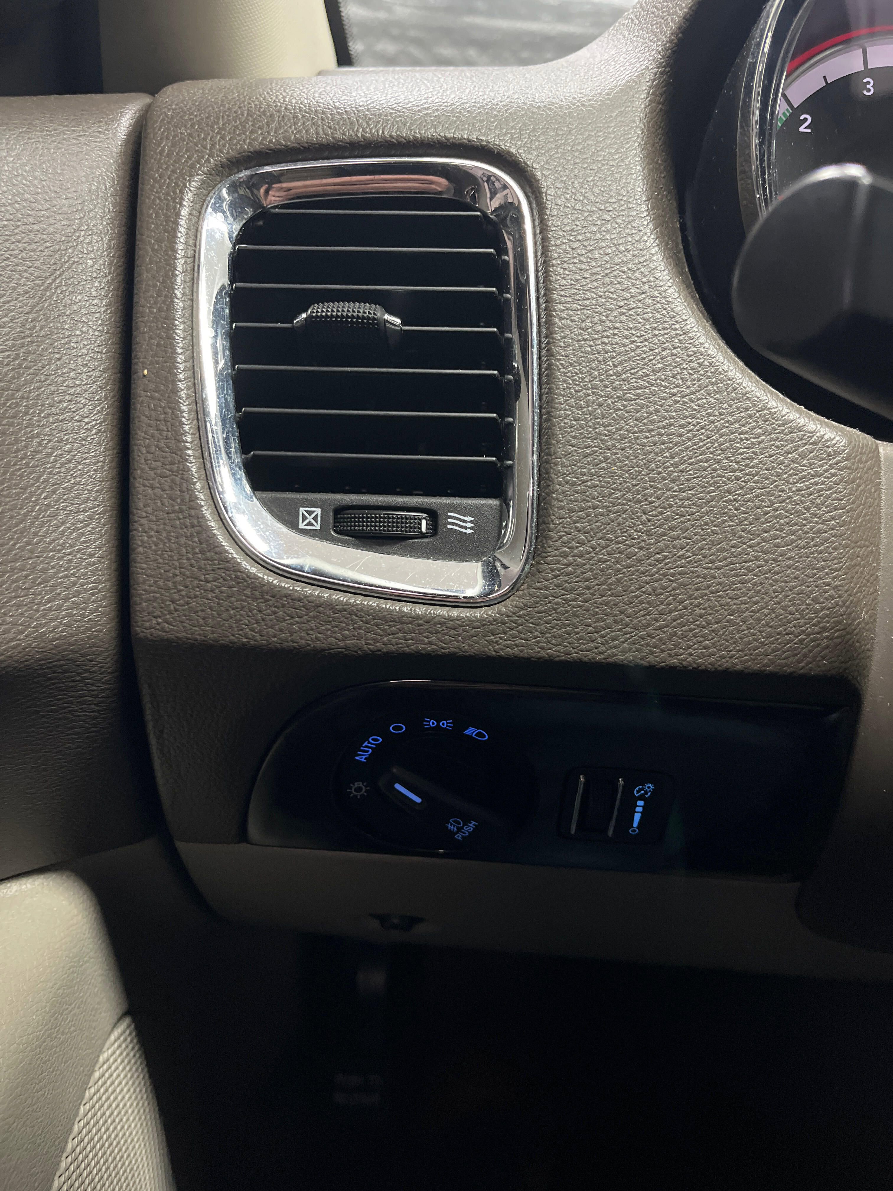 Used 2013 Dodge Durango Crew AWD/4WD image 20