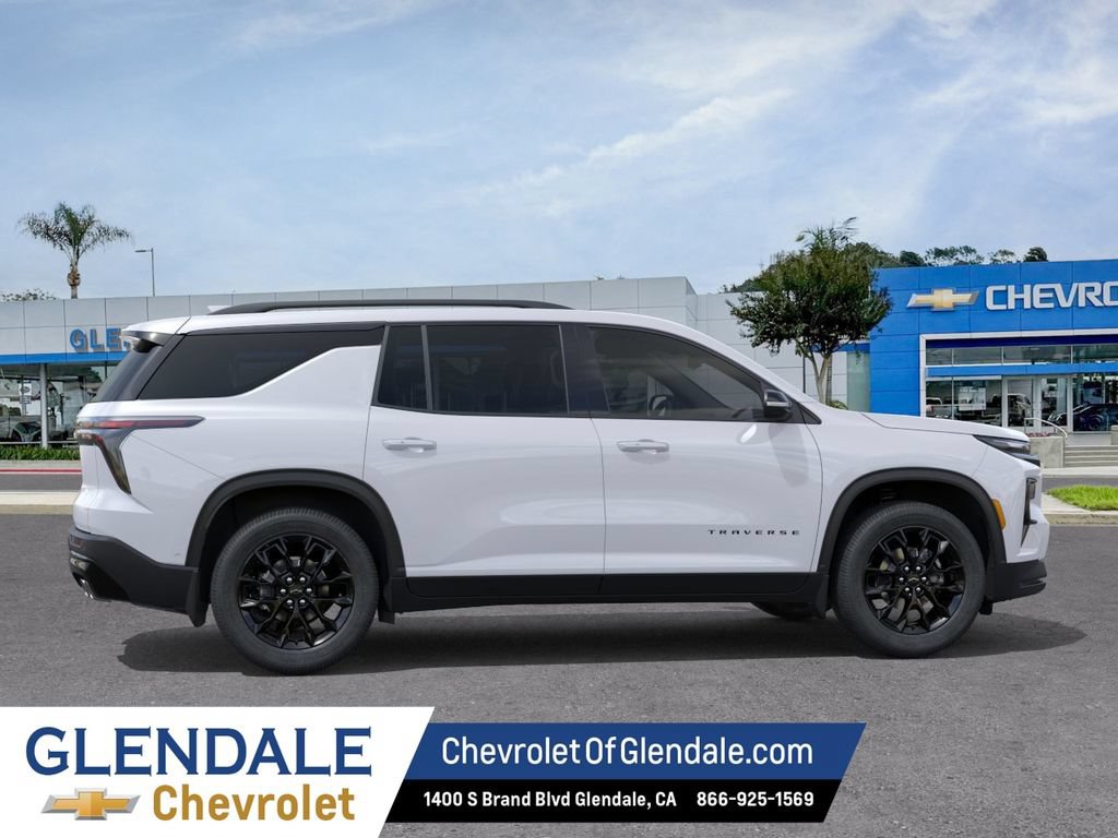 New 2026 Chevrolet Traverse LT w/ Midnight/Sport Edition FWD image 5