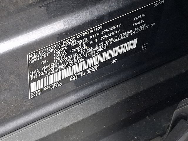 Used 2025 Toyota RAV4 LE AWD/4WD image 26