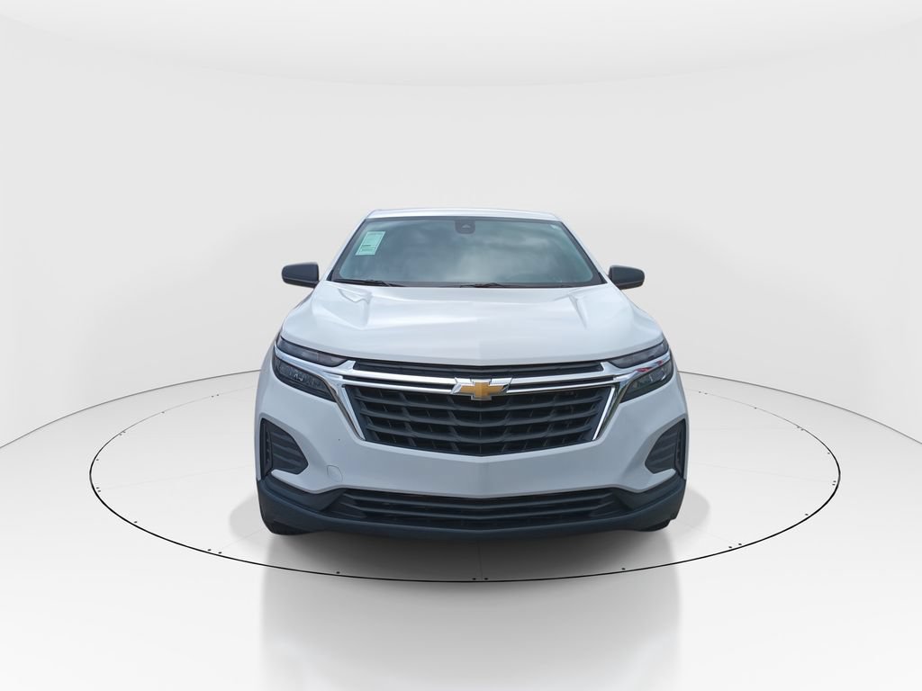 Used 2024 Chevrolet Equinox LS FWD image 3