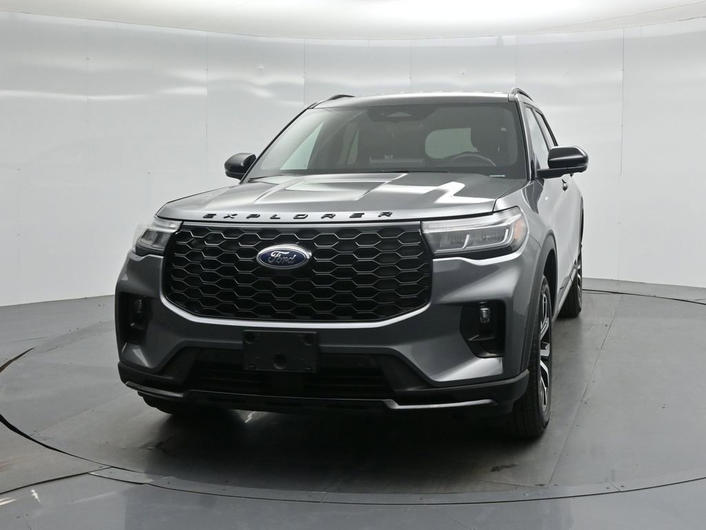 Used 2025 Ford Explorer ST-Line image 58