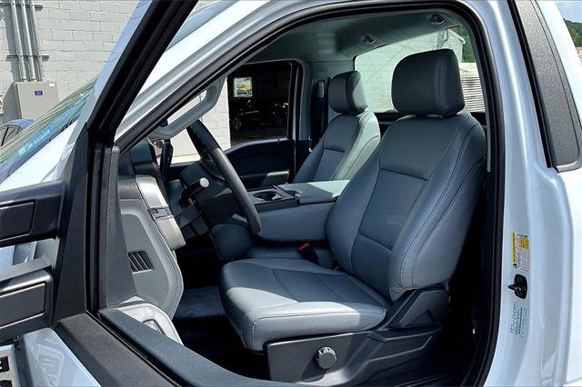 New 2025 Ford F250 XL image 9