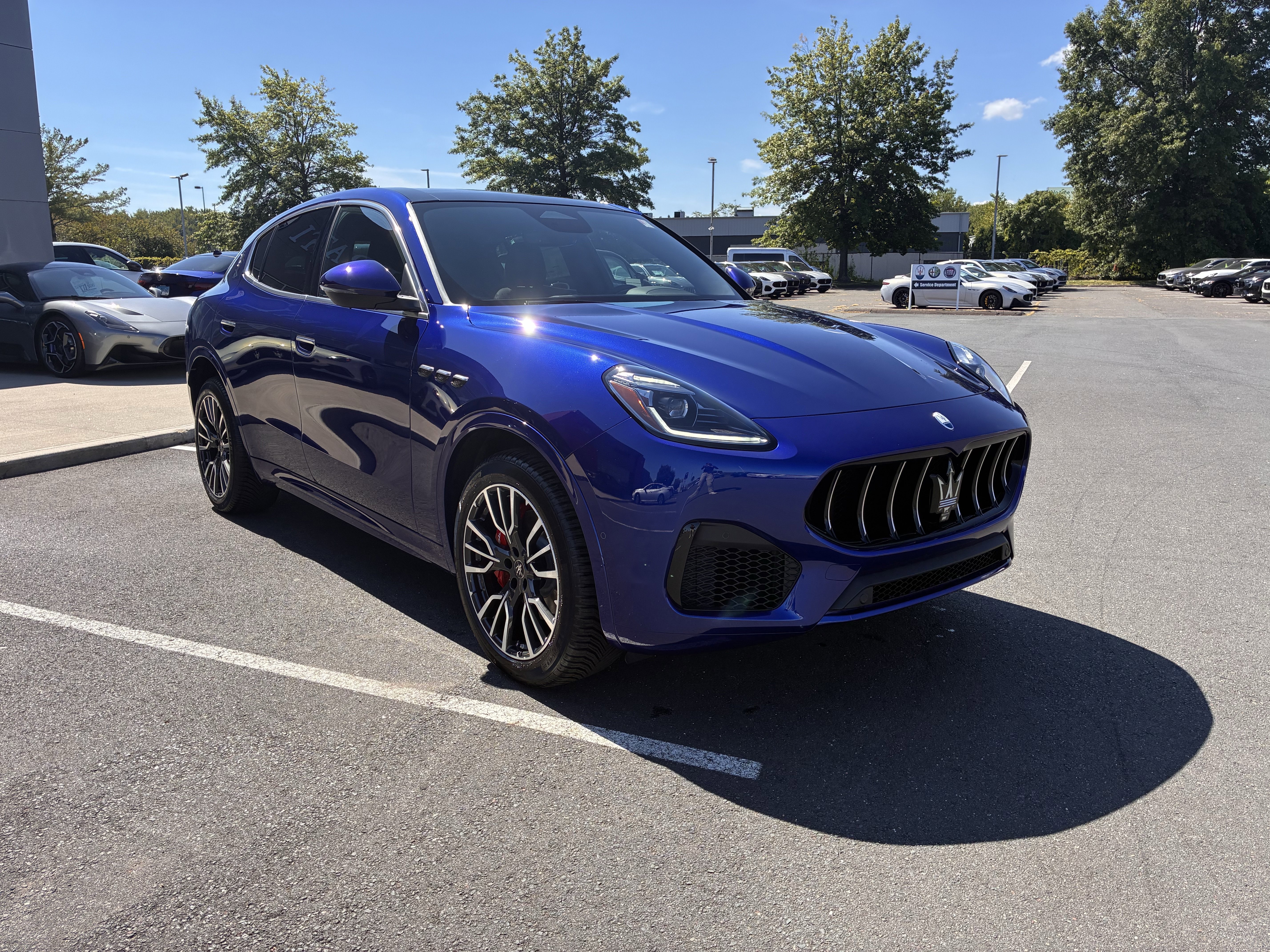 New 2025 Maserati Grecale GT image 4