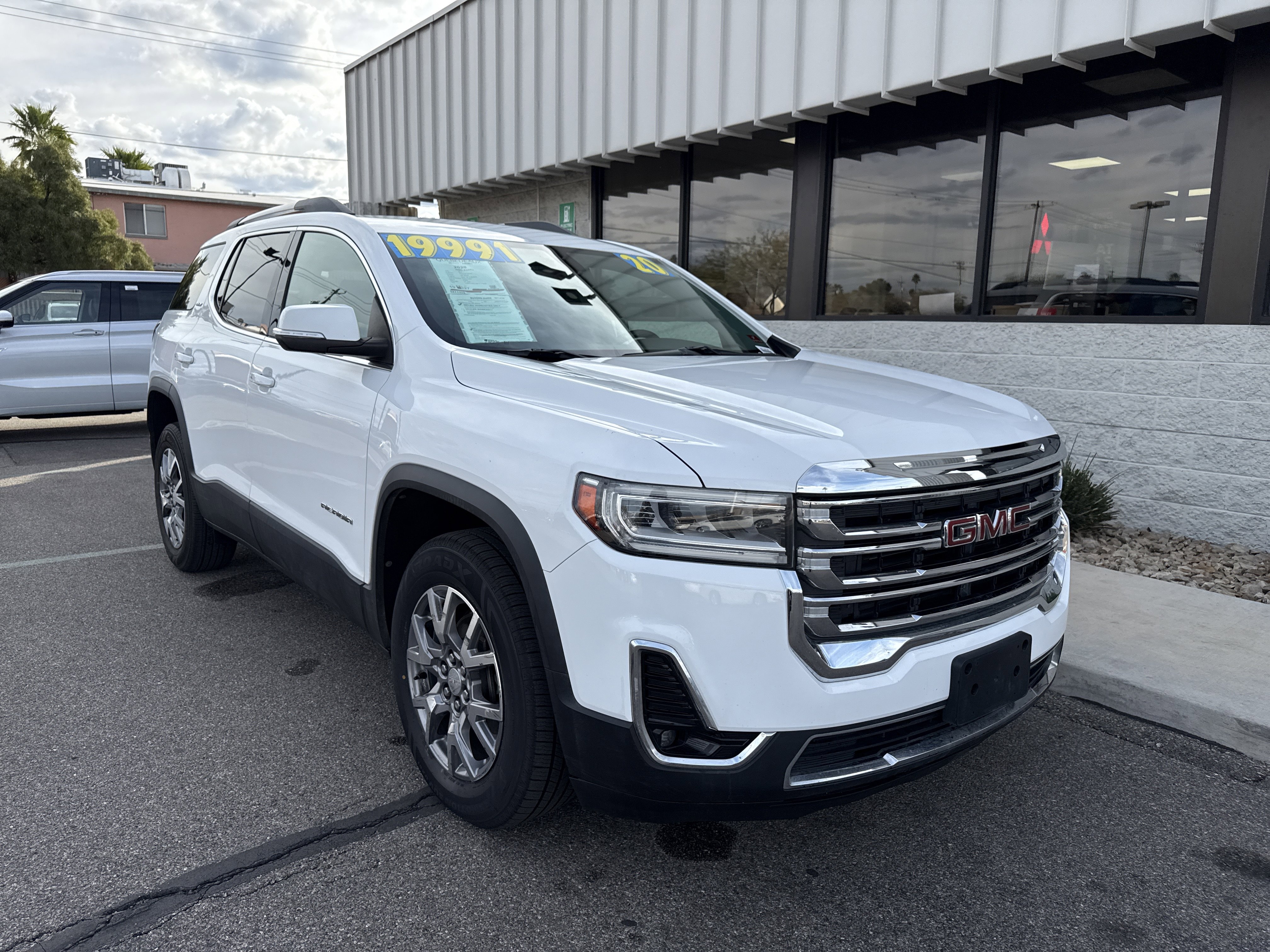 Used 2020 GMC Acadia SLT image 62