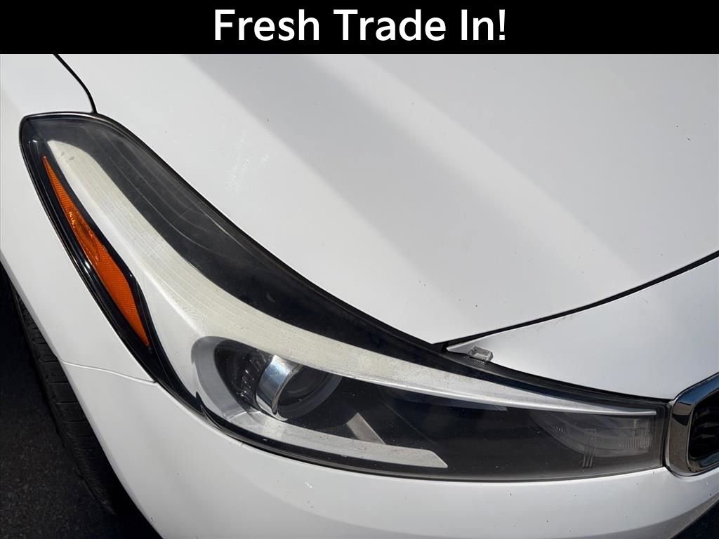 Used 2017 Kia Forte LX image 5