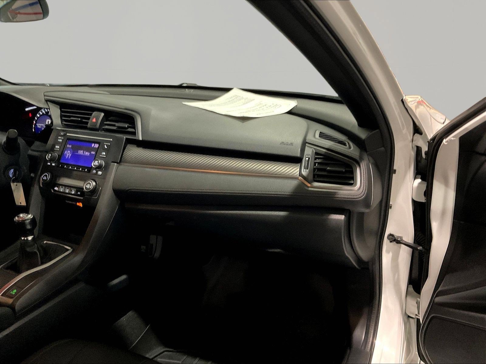 Used 2018 Honda Civic Sport image 24