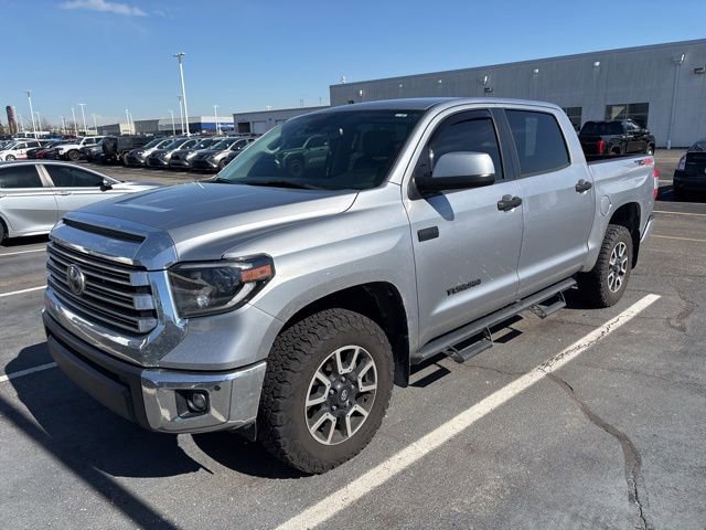 Used 2020 Toyota Tundra Limited w/ Limited Premium Package image 3