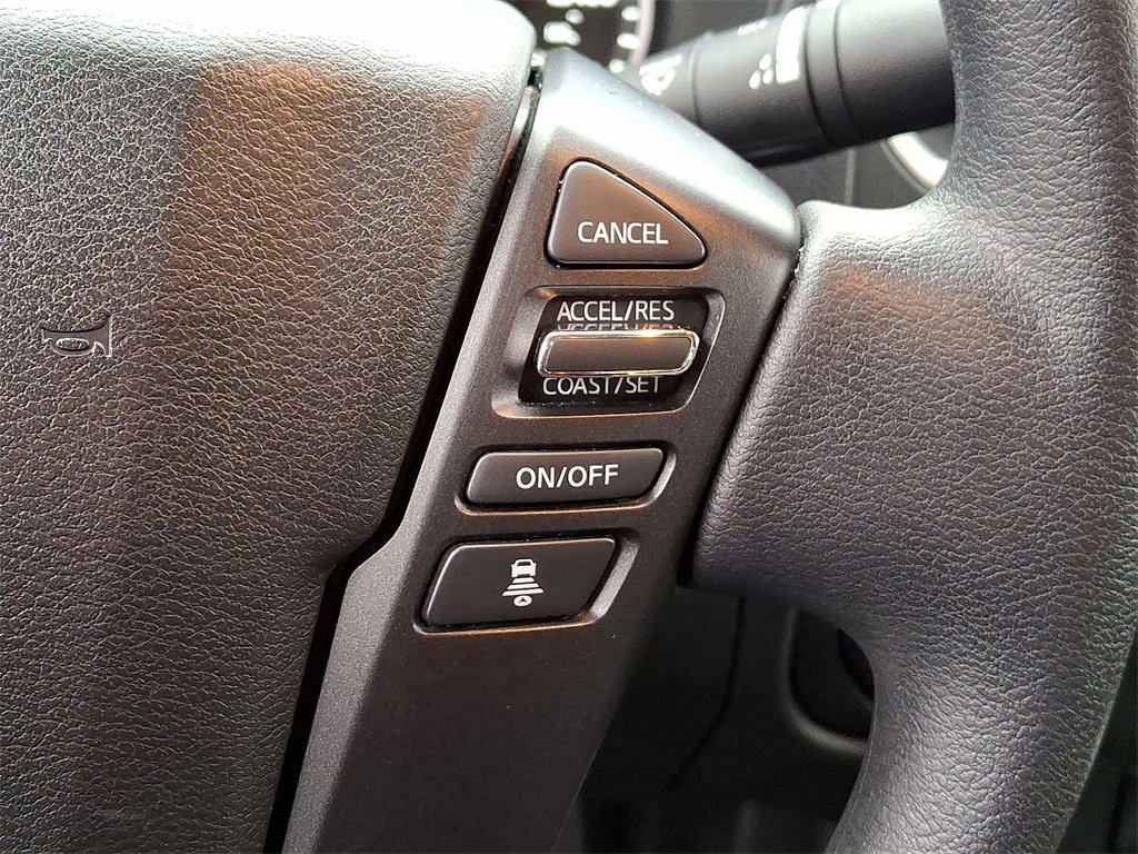 Used 2024 Nissan Frontier SV w/ Technology Package image 22