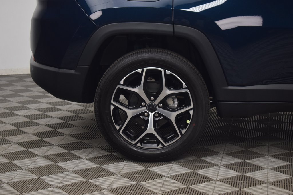 New 2026 Jeep Compass Limited w/ Sun, Sound & Navigation Group AWD/4WD image 9