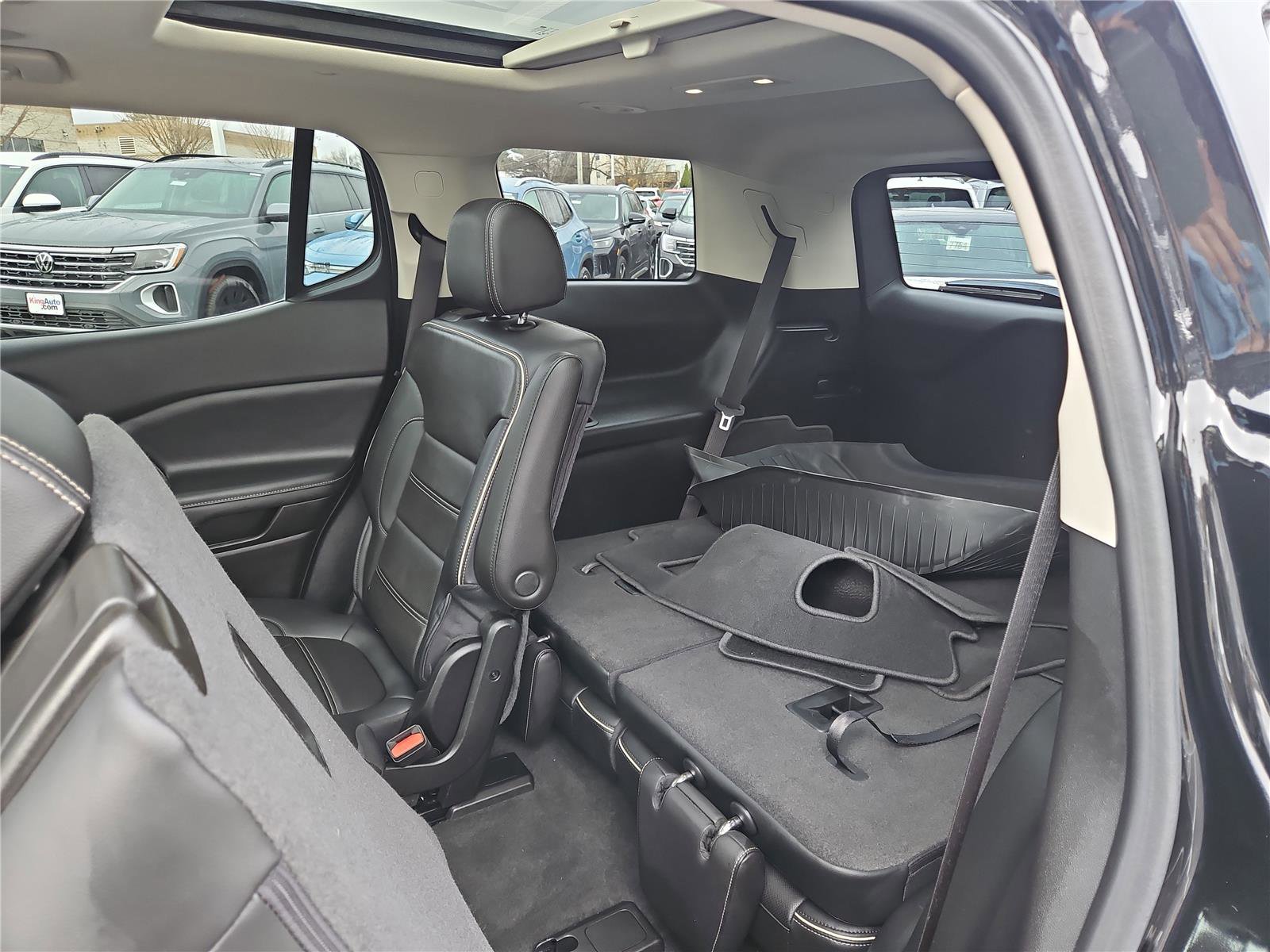 Used 2023 GMC Acadia Denali w/ Denali Ultimate Package image 28