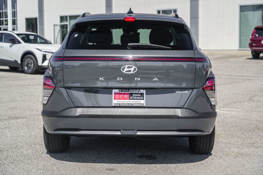 Used 2024 Hyundai Kona SEL FWD image 7