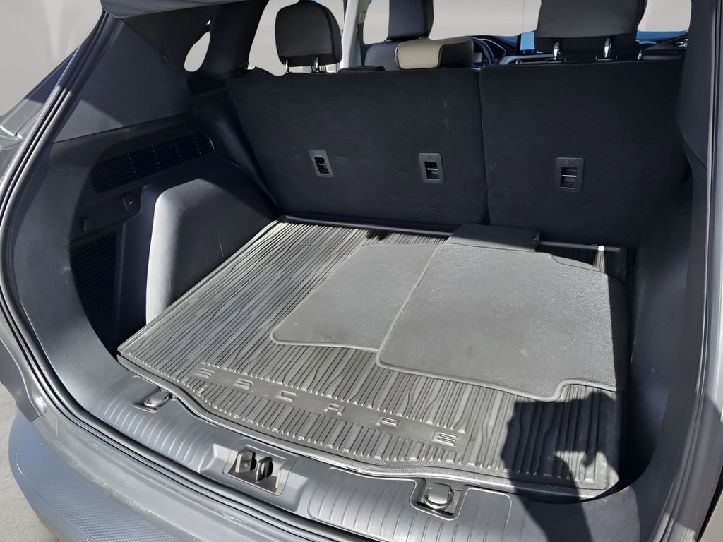 Used 2022 Ford Escape SEL image 30
