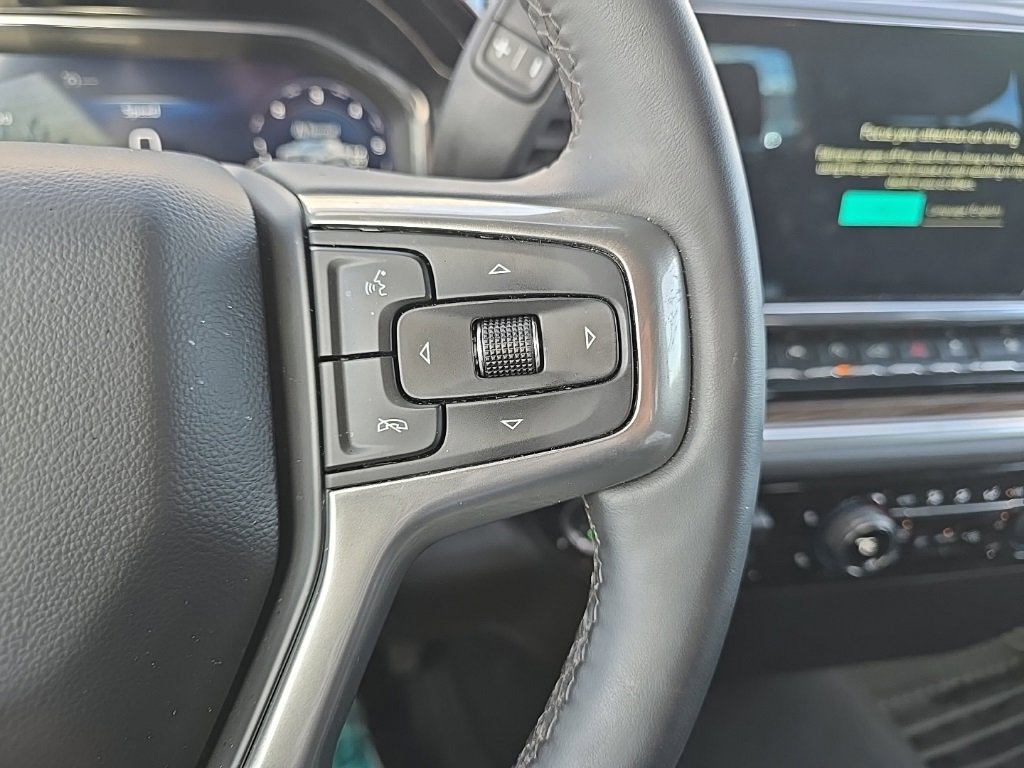 Used 2025 Chevrolet Silverado 1500 LT image 14