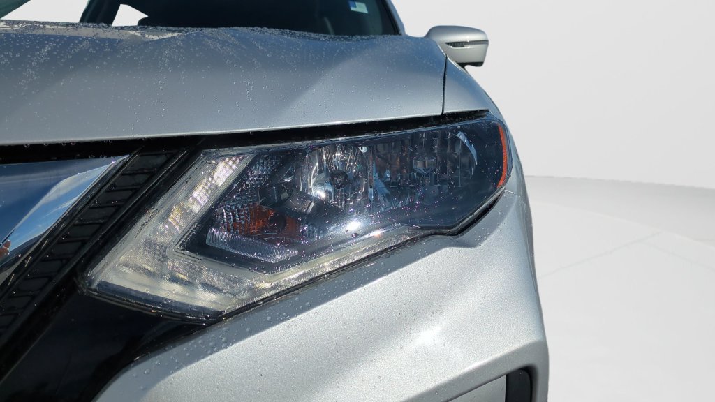 Certified 2018 Nissan Rogue SL FWD image 26