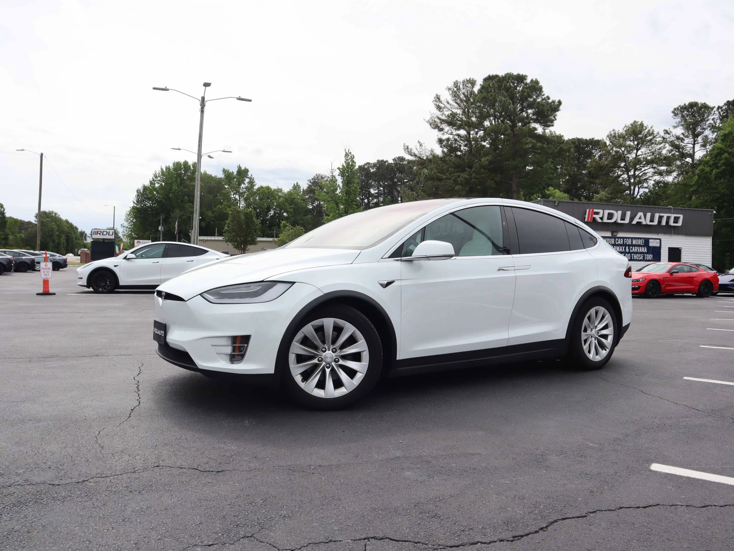 Used 2018 Tesla Model X 100D AWD/4WD image 12