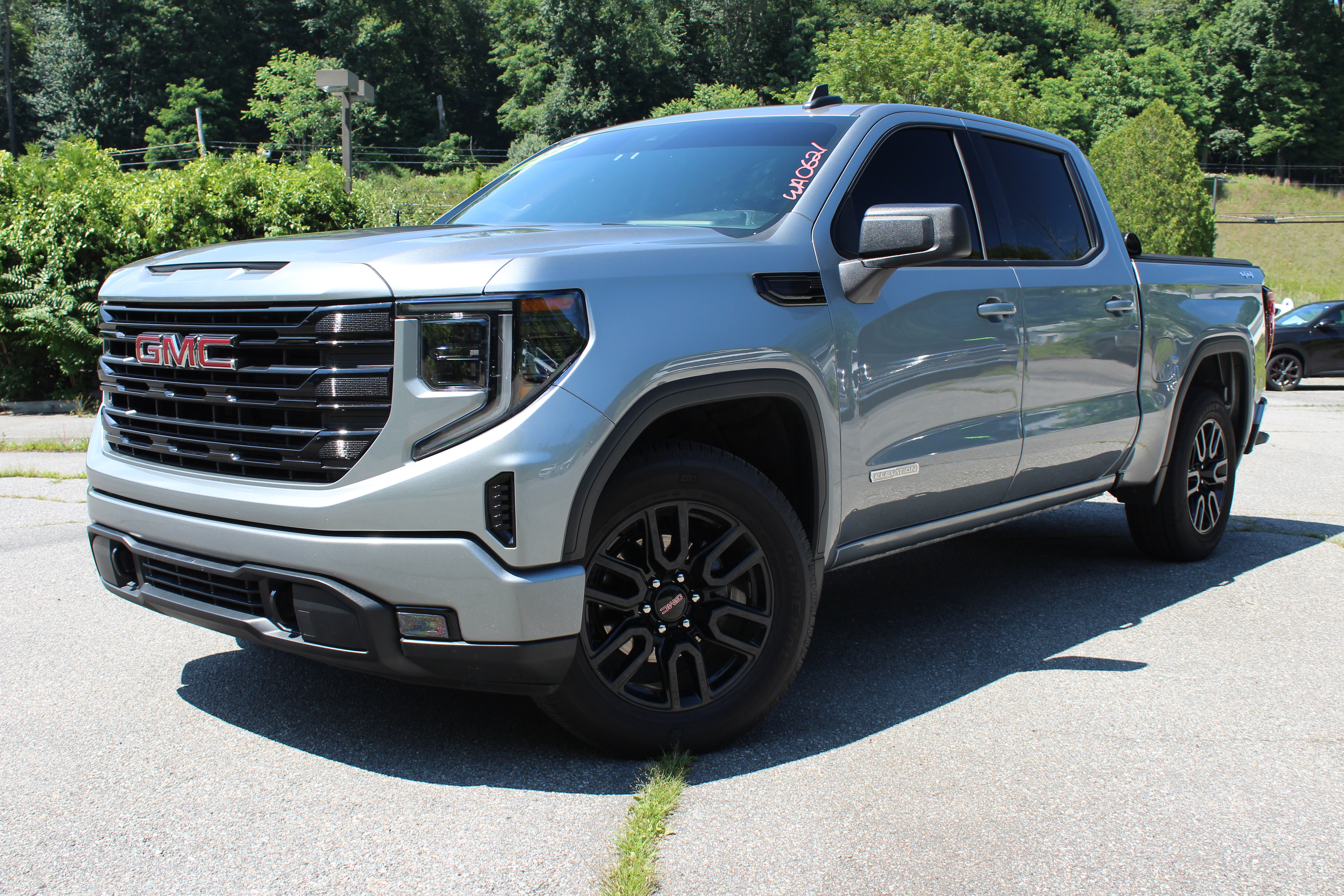 Used 2024 GMC Sierra 1500 Elevation