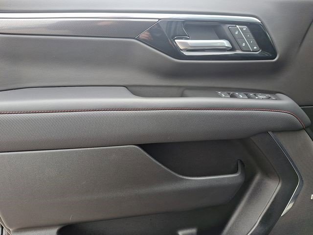 Certified 2025 Chevrolet Suburban RST w/ Comfort Package image 11