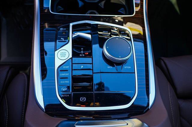 New 2026 BMW X5 xDrive40i w/ Climate Comfort Package image 17