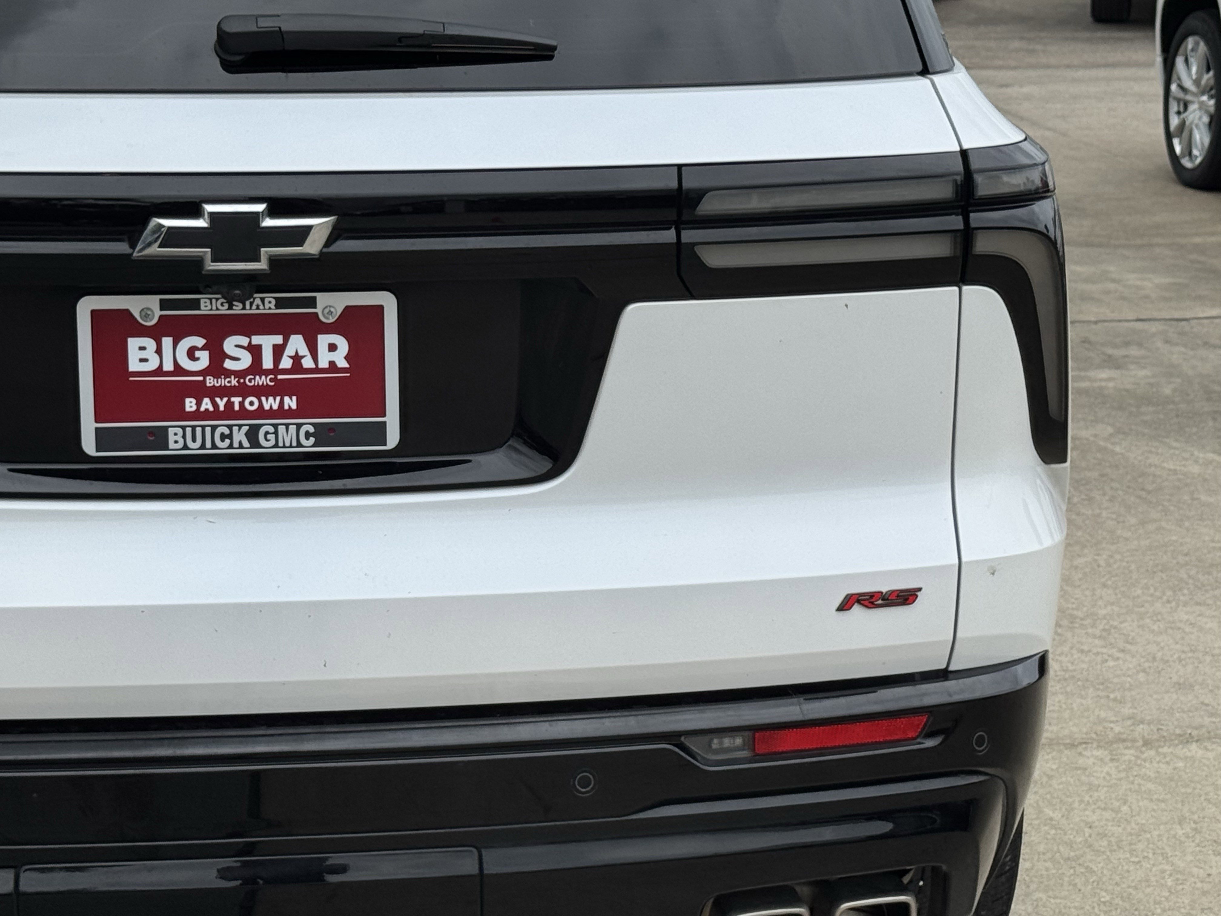 Used 2024 Chevrolet Traverse RS AWD/4WD image 10