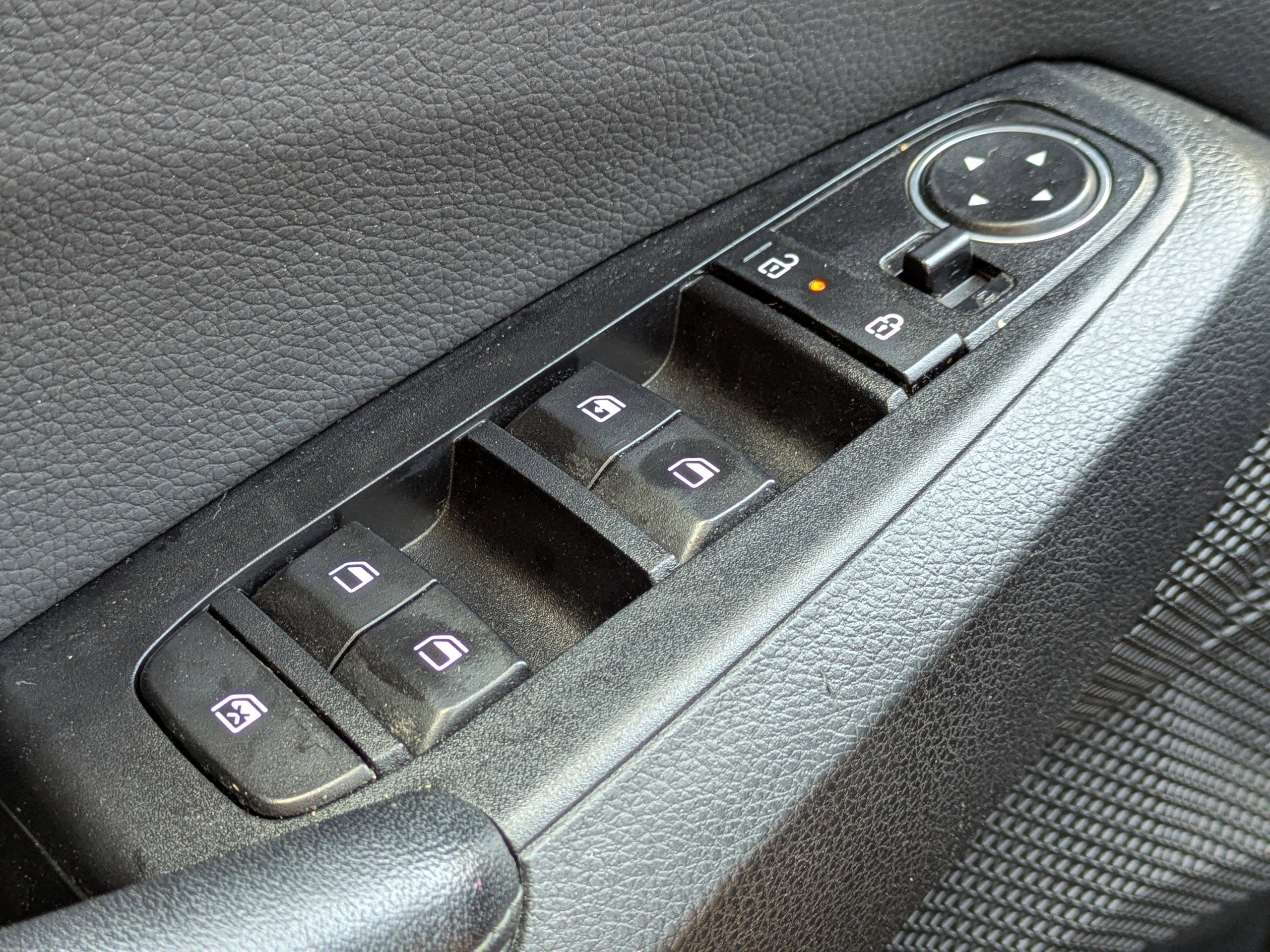 Used 2024 Kia Seltos X-Line AWD/4WD image 26