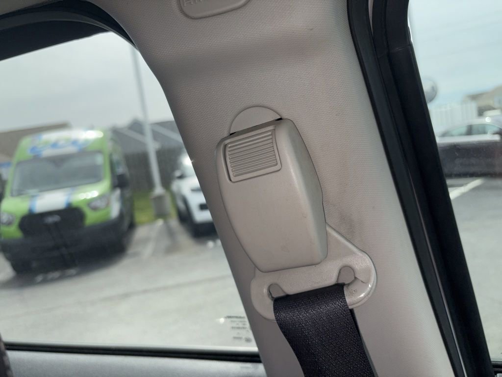 Used 2016 Jeep Patriot High Altitude FWD image 31