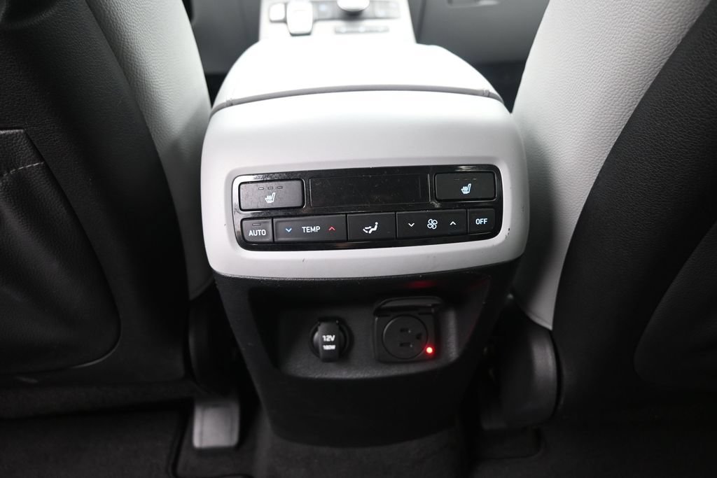 Used 2022 Hyundai Palisade SEL w/ Premium Package FWD image 30