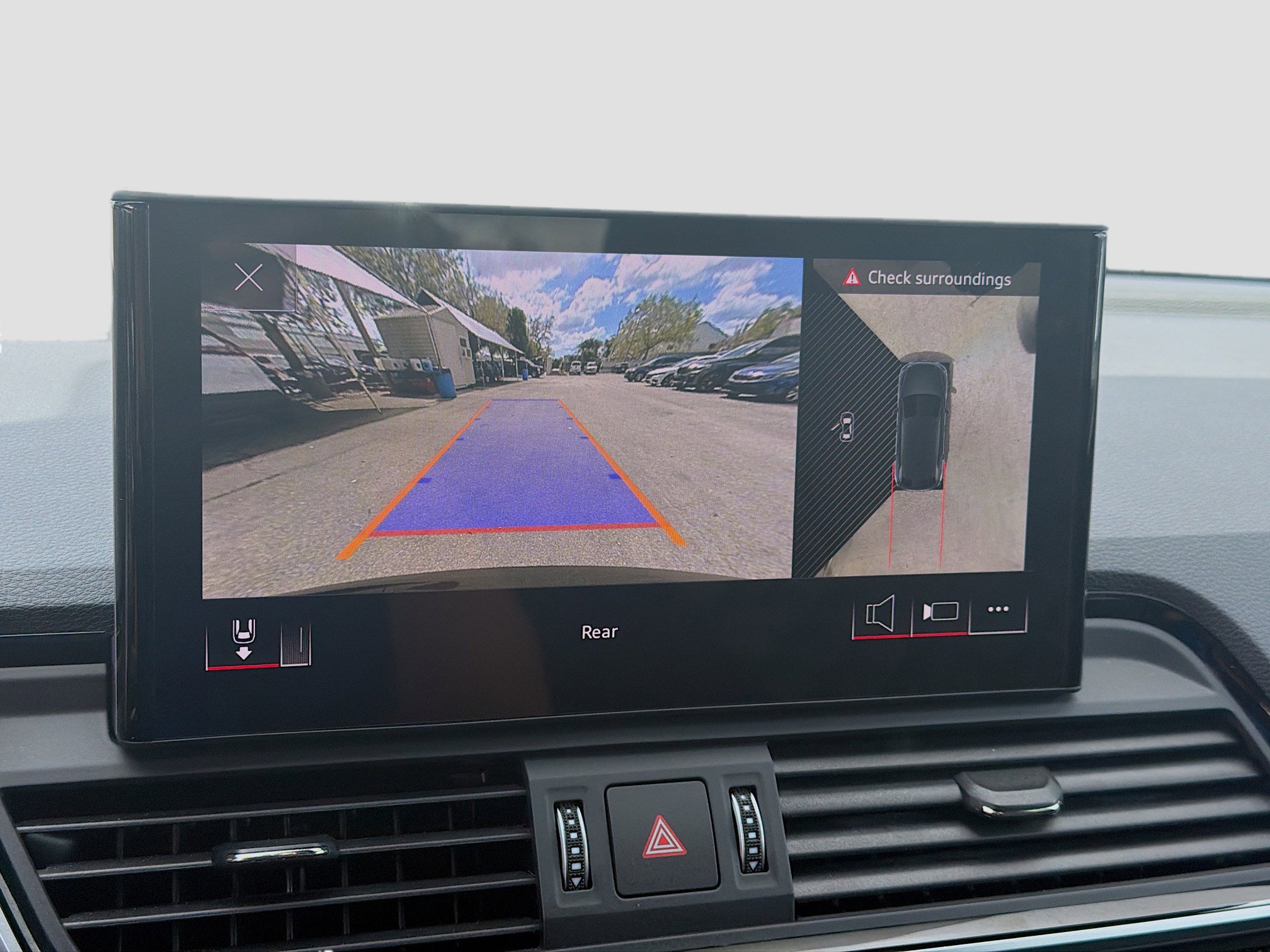 Used 2024 Audi SQ5 Premium Plus image 13