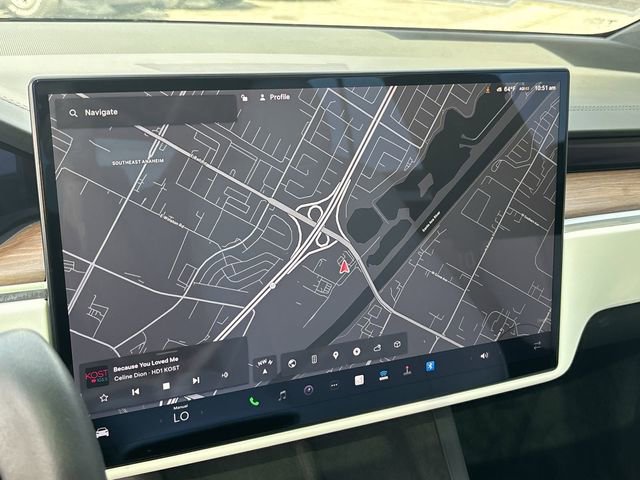 Used 2022 Tesla Model X image 30