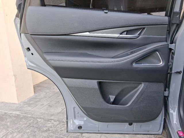 Certified 2025 INFINITI QX60 Luxe w/ Black Edition FWD image 24