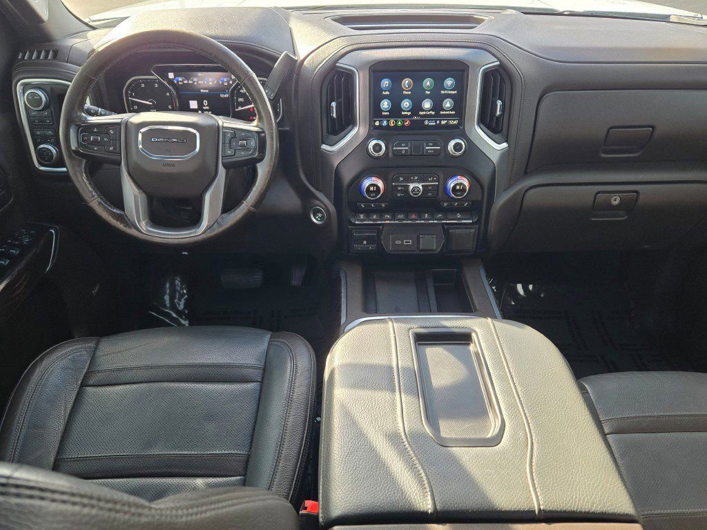 Used 2021 GMC Sierra 3500 Denali w/ Technology Package image 23