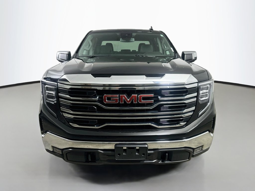 Used 2025 GMC Sierra 1500 SLT AWD/4WD image 2