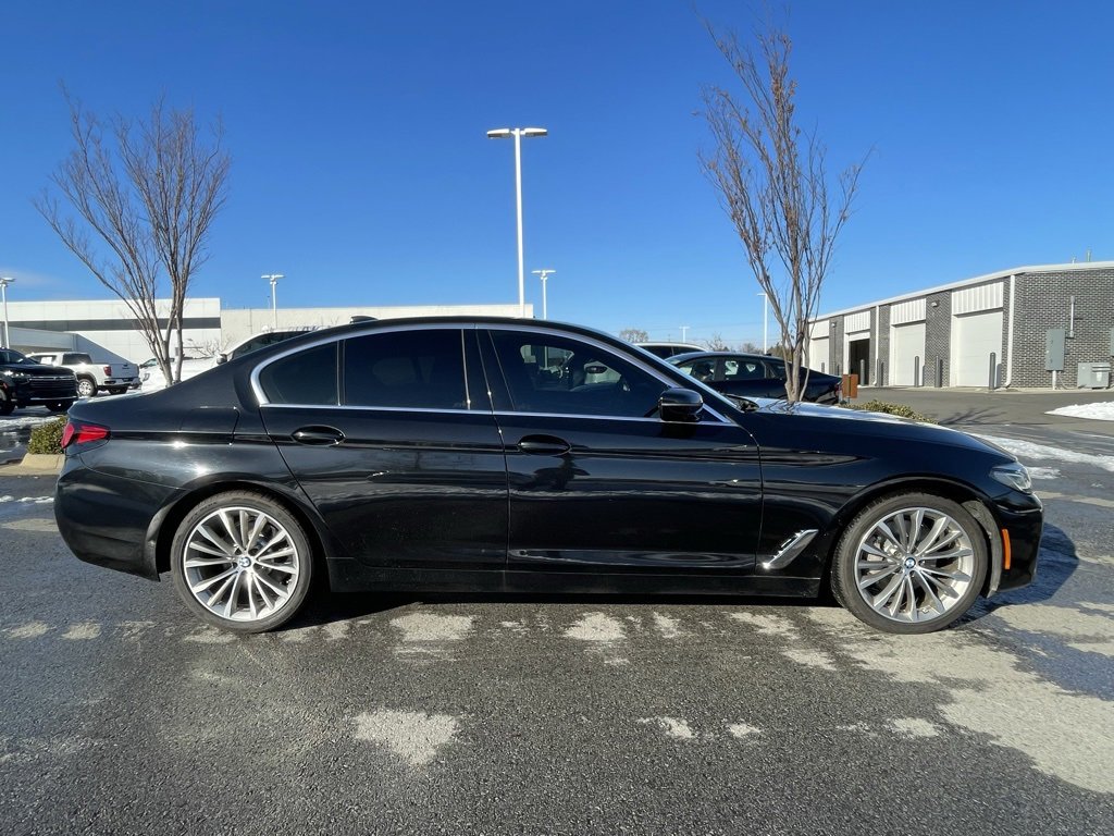 Used 2022 BMW 530i 530i w/ Convenience Package image 9