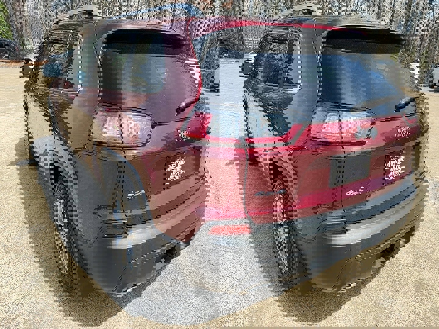 Used 2020 Jeep Cherokee Latitude Lux w/ Comfort/Convenience Group image 6