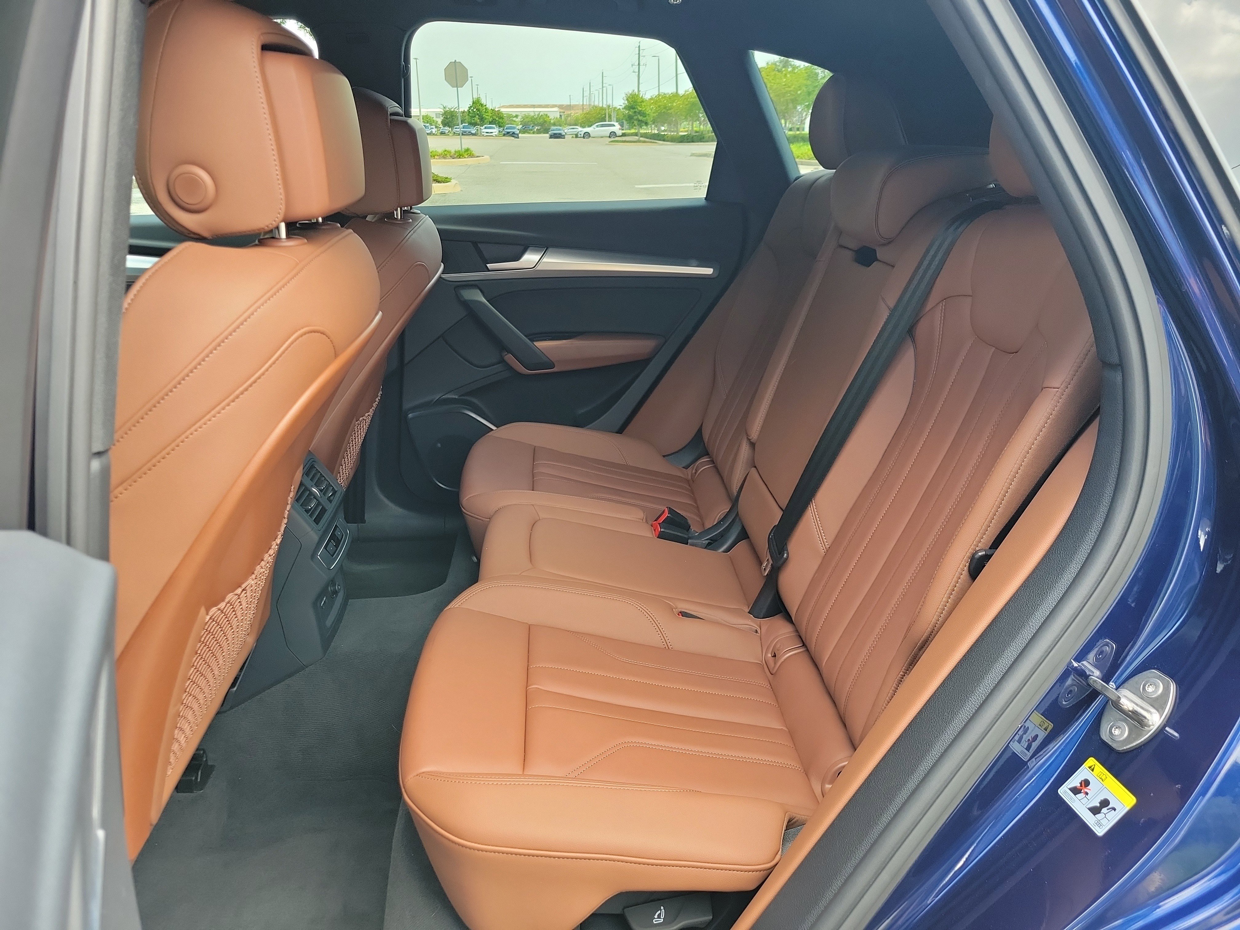 Certified 2025 Audi Q5 2.0T Premium AWD/4WD image 16