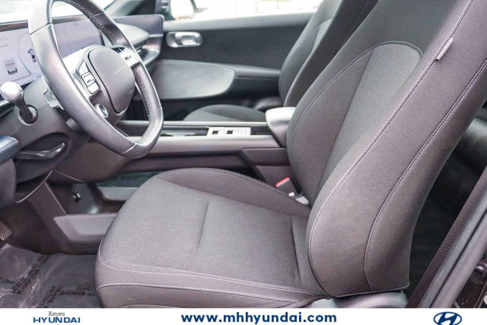 Used 2024 Hyundai Ioniq 6 Limited RWD image 16