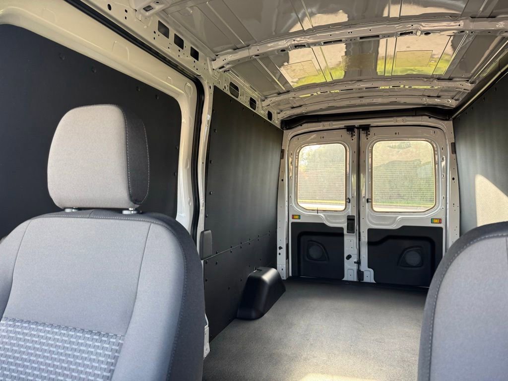 New 2025 Ford Transit 250 148 Medium Roof Extended AWD w/ Load Area Protection Package image 18