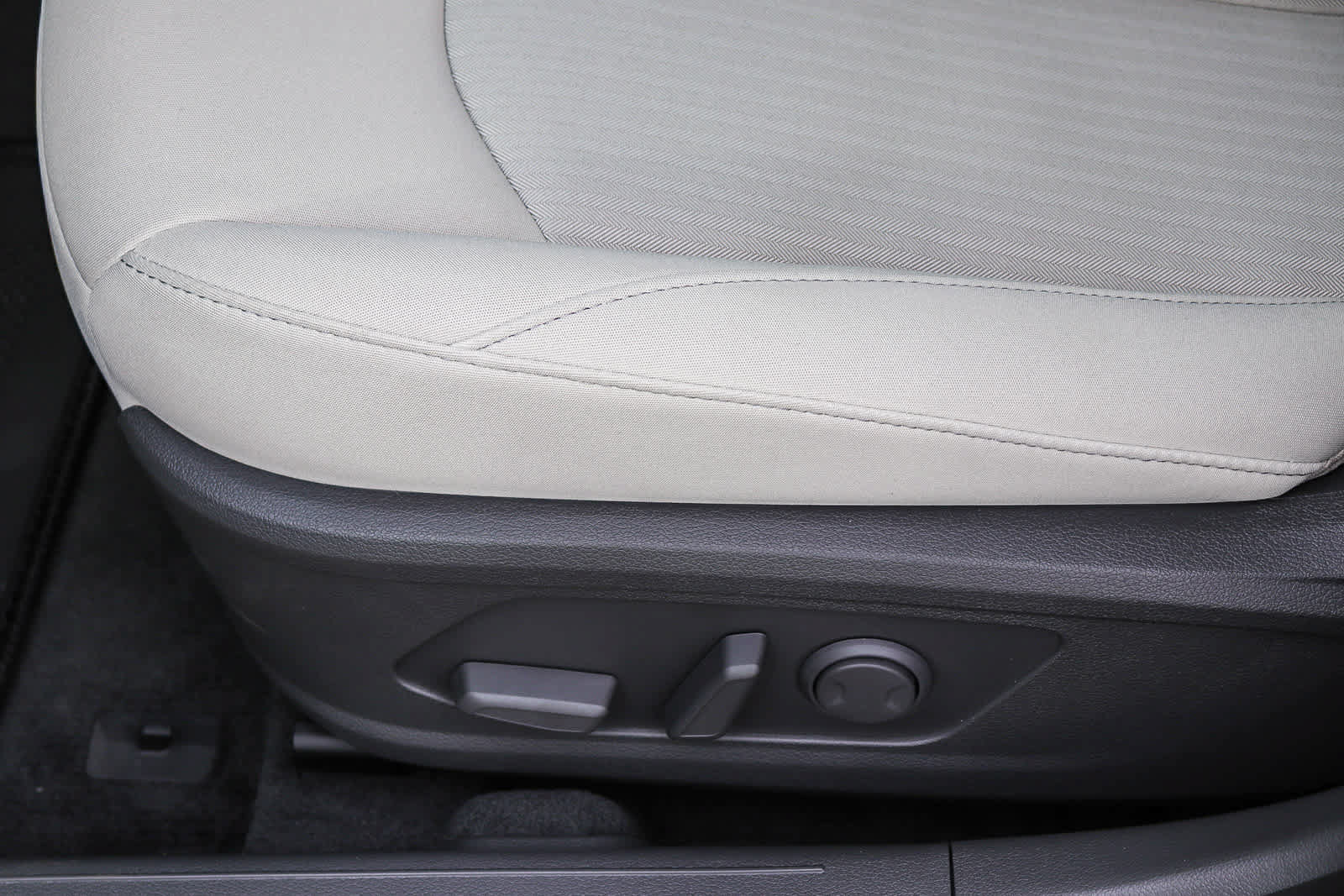 New 2026 Hyundai Sonata SEL FWD image 28
