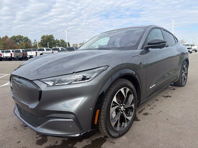 Used 2023 Ford Mustang Mach-E Premium AWD/4WD image 2