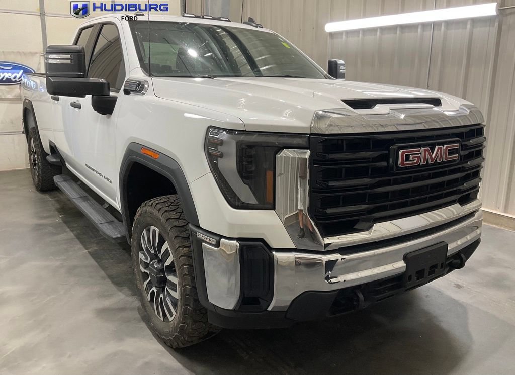 Used 2024 GMC Sierra 3500 Pro w/ Convenience Package