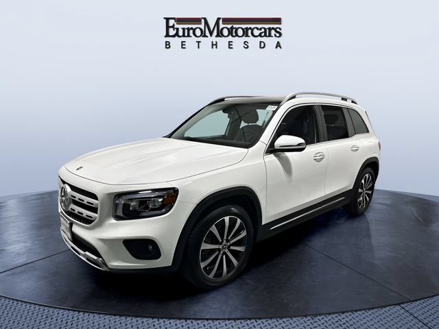 Used 2023 Mercedes-Benz GLB 250 4MATIC image 1