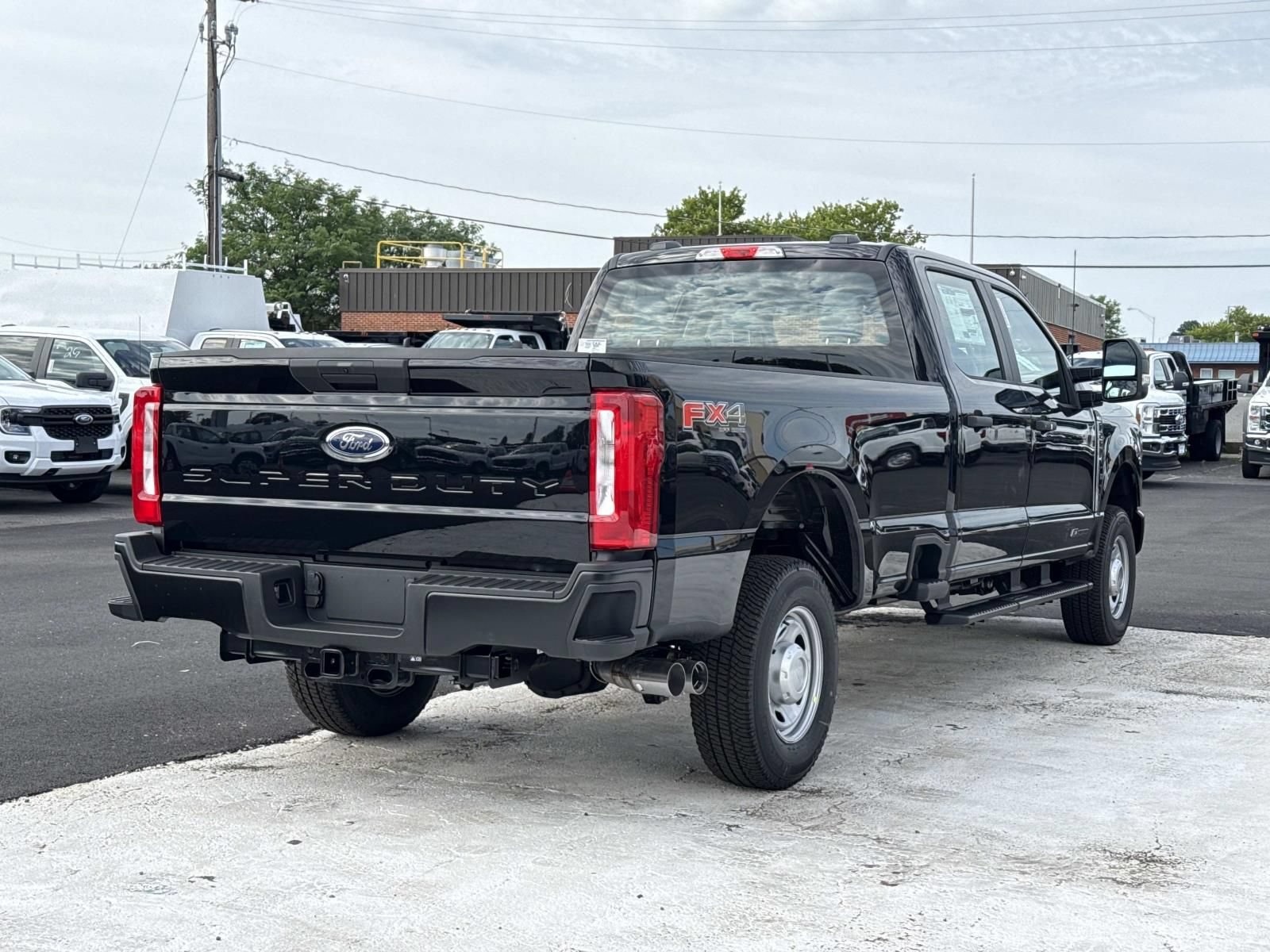 New 2026 Ford F250 XL w/ XL Driver Assist Package AWD/4WD image 3
