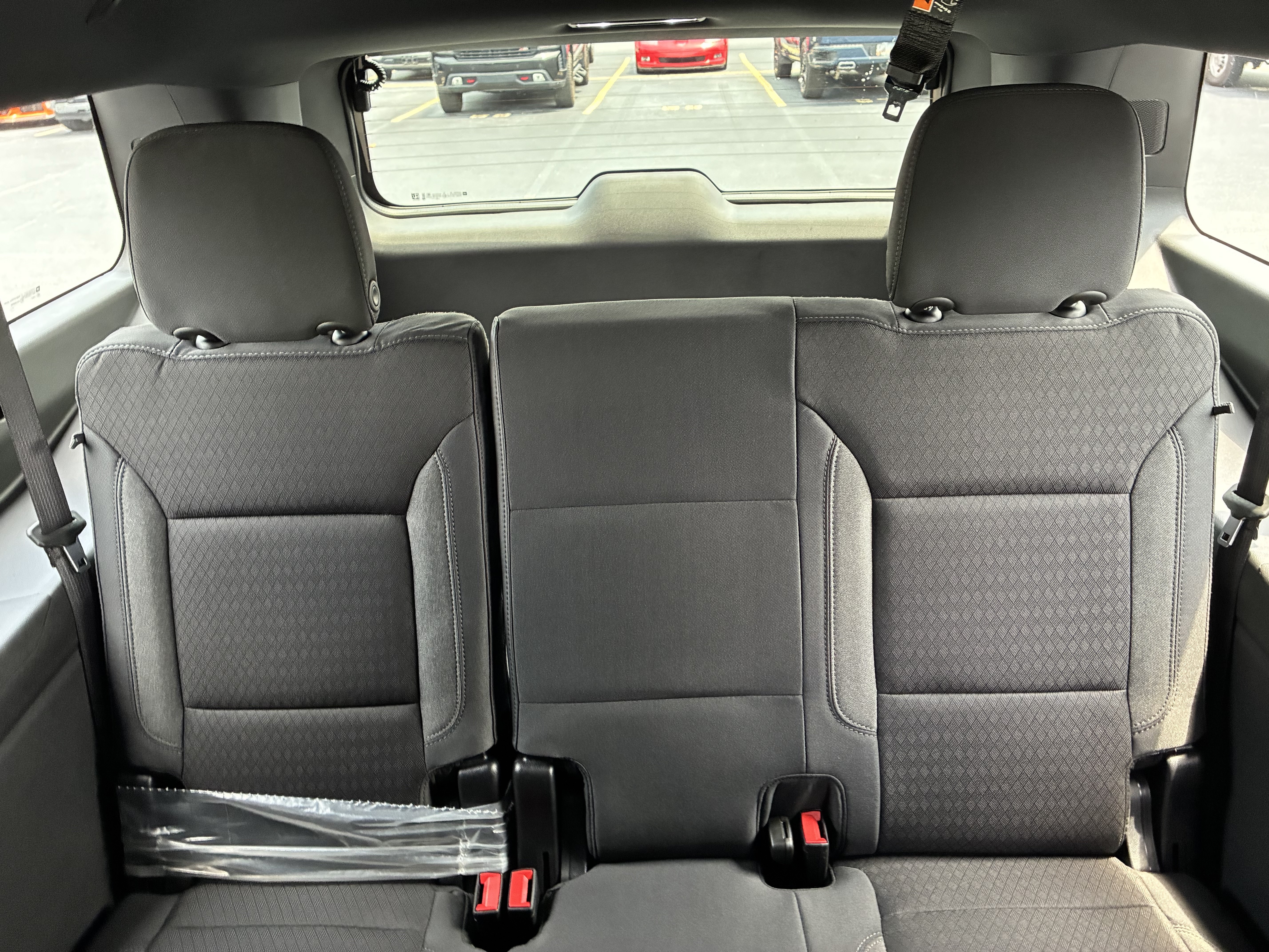 New 2026 Chevrolet Suburban LS w/ Max Trailering Package RWD image 17