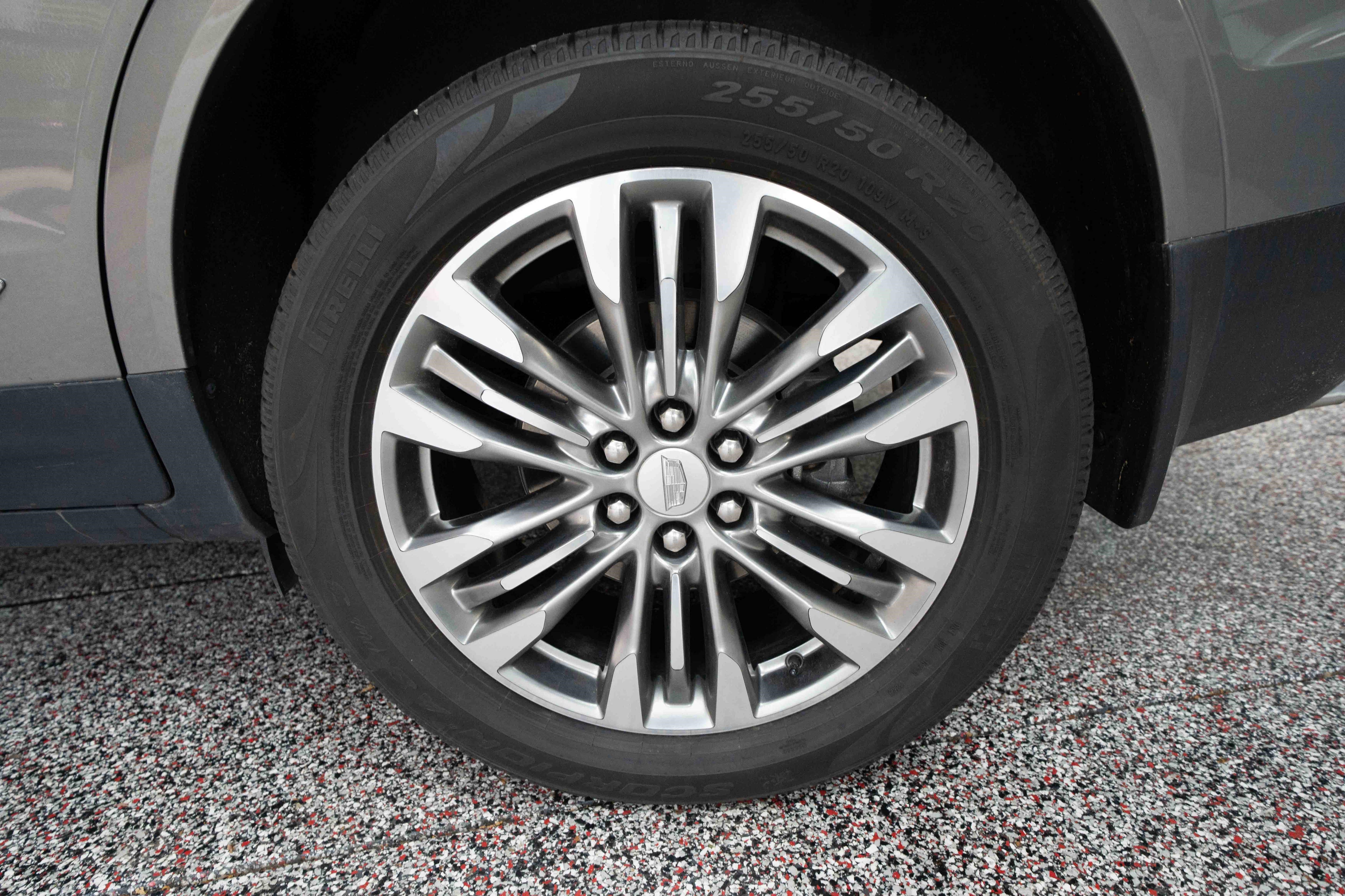 Used 2018 Cadillac XT5 Premium Luxury AWD/4WD image 30