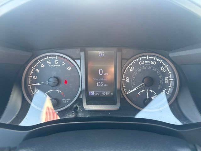 Used 2019 Toyota Tacoma TRD Sport w/ Technology Package RWD image 13