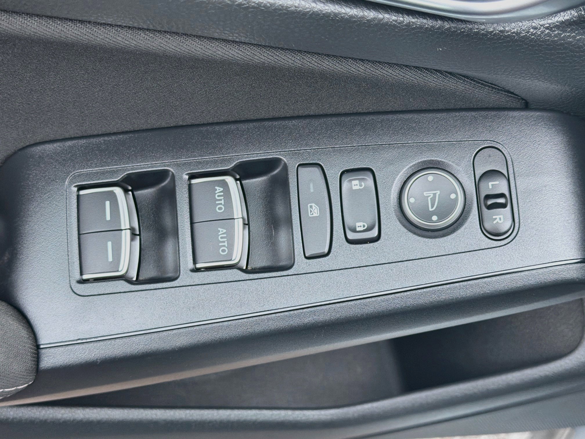 Used 2025 Honda Civic LX image 15