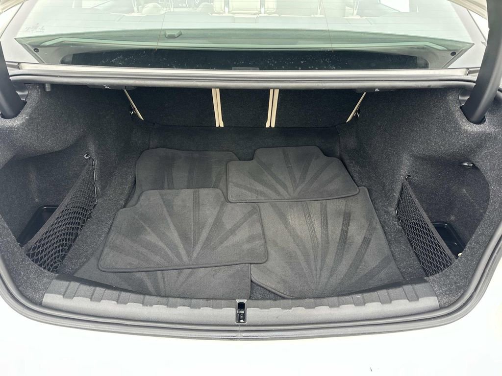 Used 2022 BMW 330i xDrive Sedan w/ Premium Package image 31